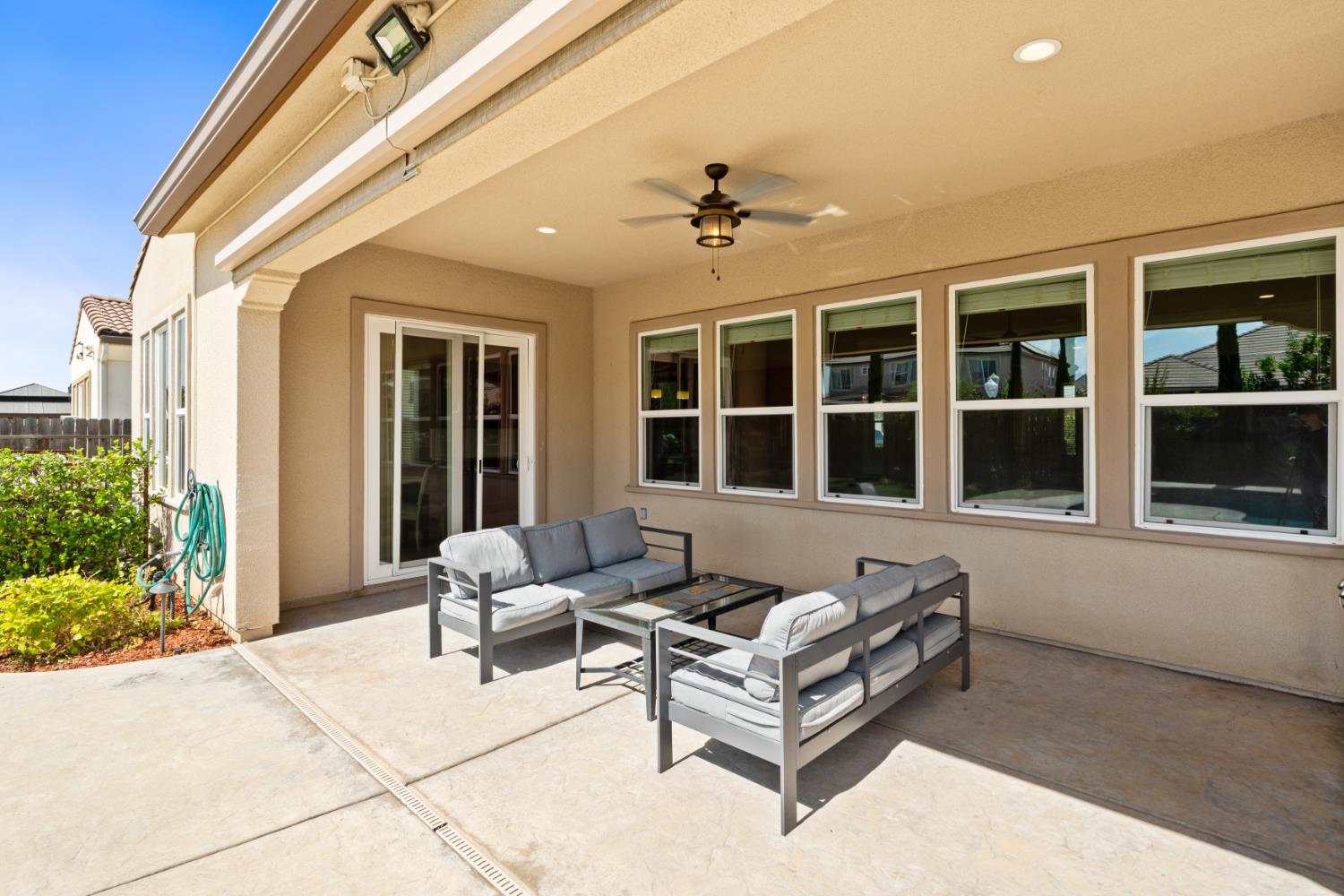 3234 Quincy Ave, Clovis, CA 93619