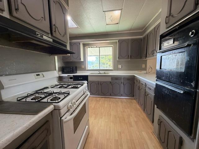 29271 Auberry Rd, Prather, CA 93651