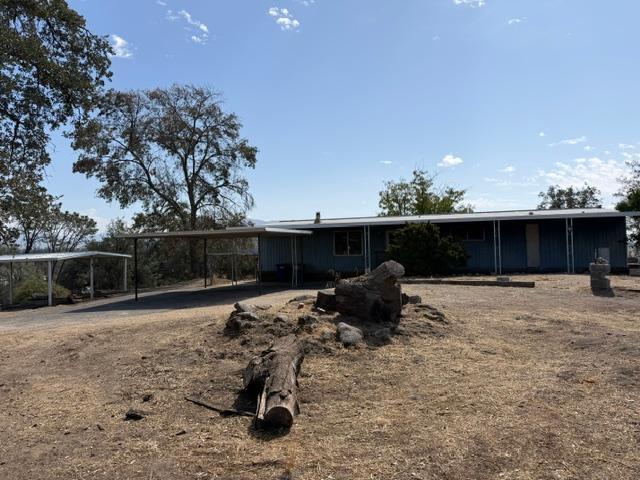 29271 Auberry Rd, Prather, CA 93651