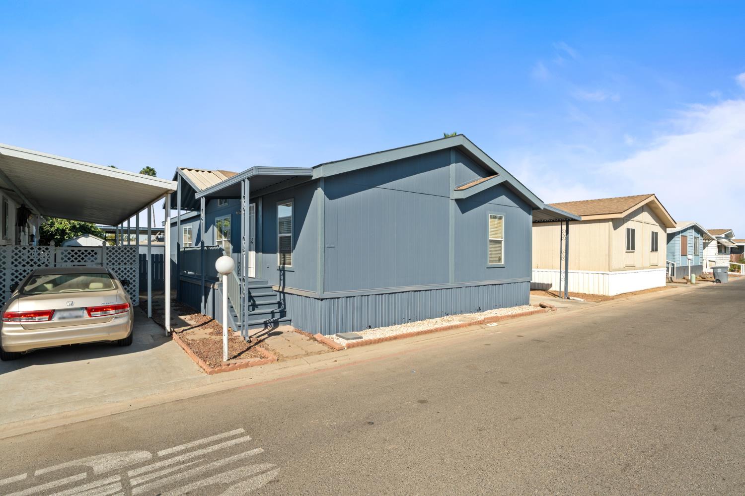 3138 W Dakota #81, Fresno, CA 93722