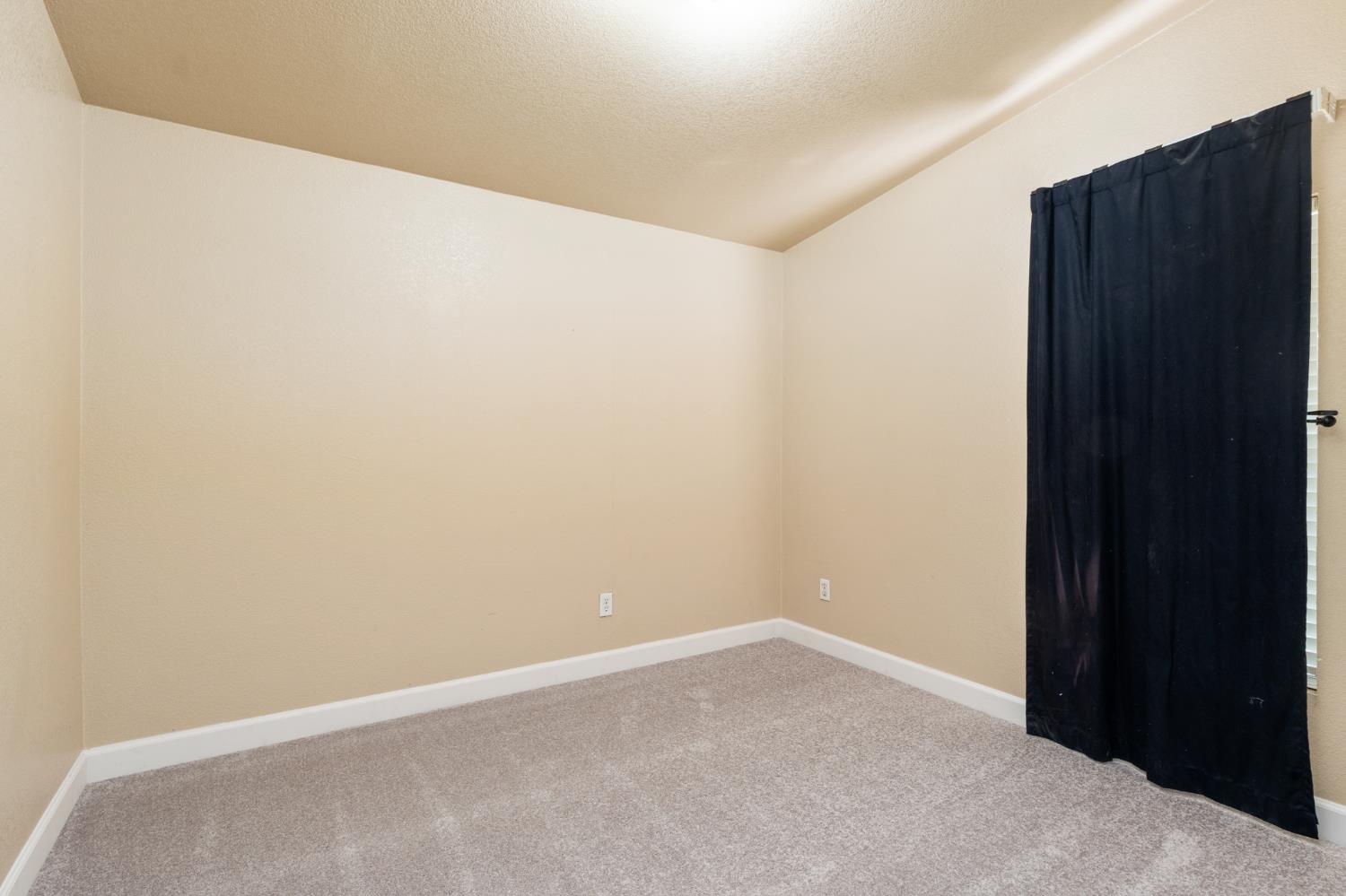 3138 W Dakota #81, Fresno, CA 93722
