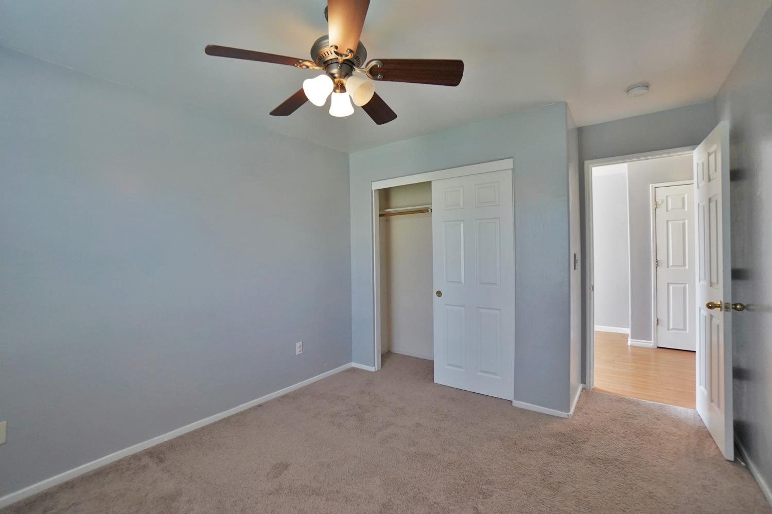 2017 W Queens Way, Hanford, CA 93230