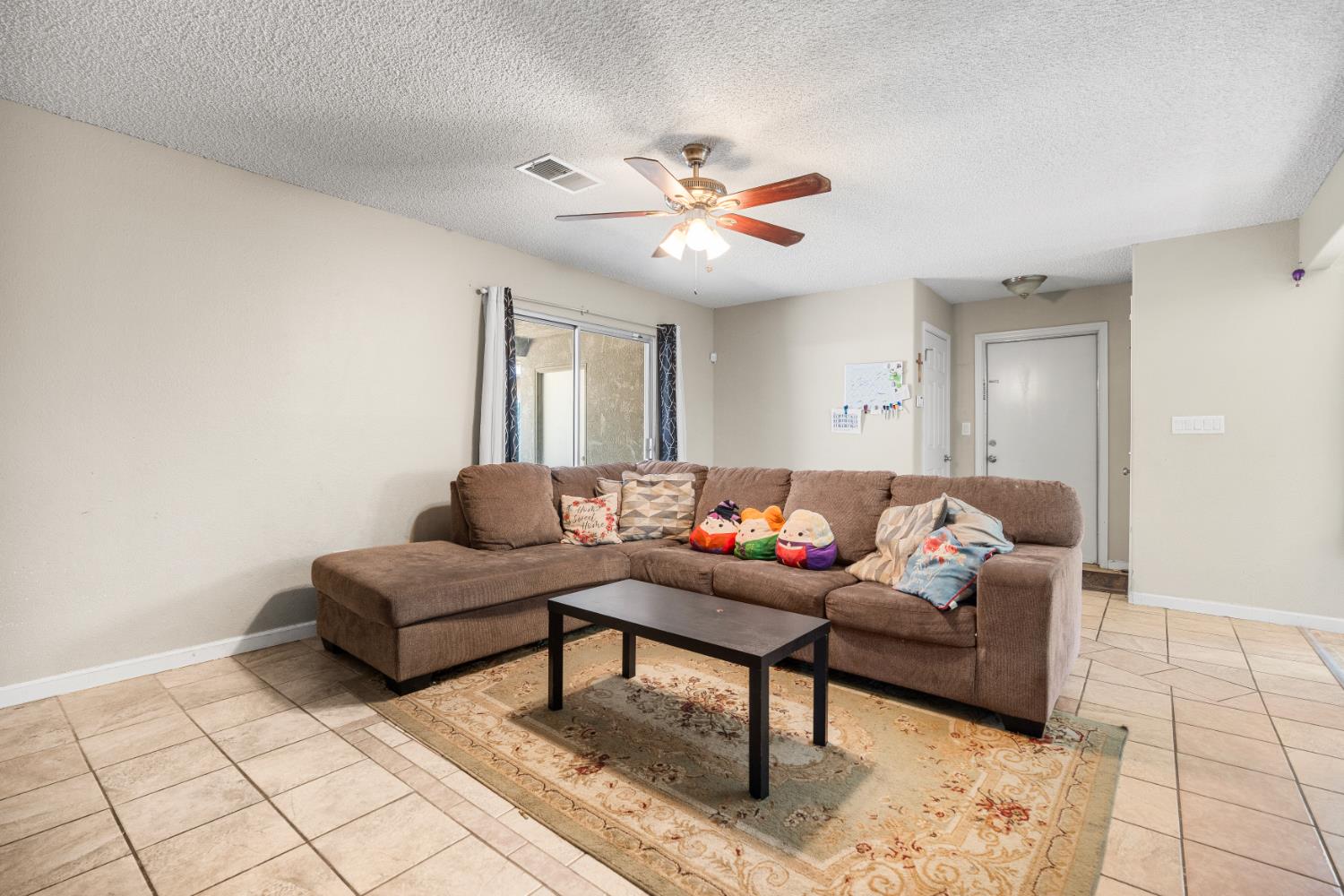 4067 E Butler Ave, Fresno, CA 93702