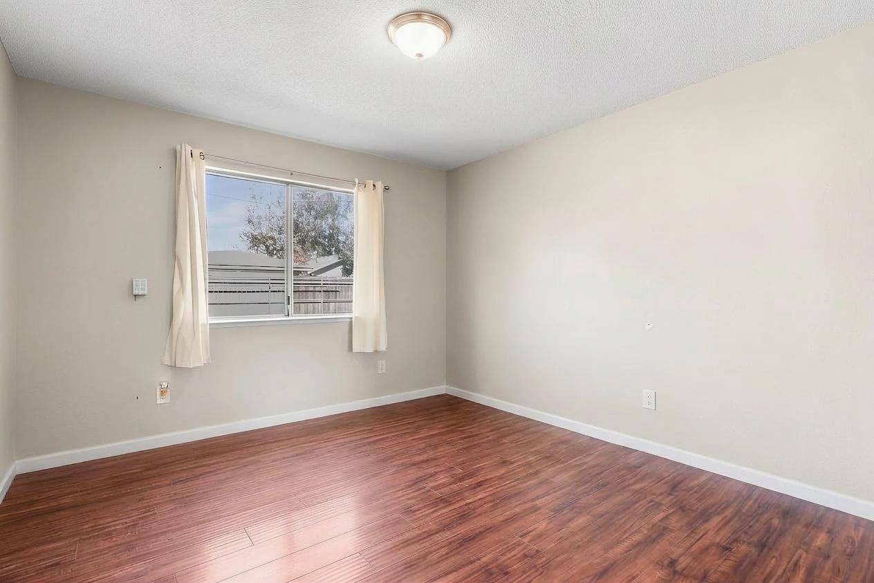 4067 E Butler Ave, Fresno, CA 93702