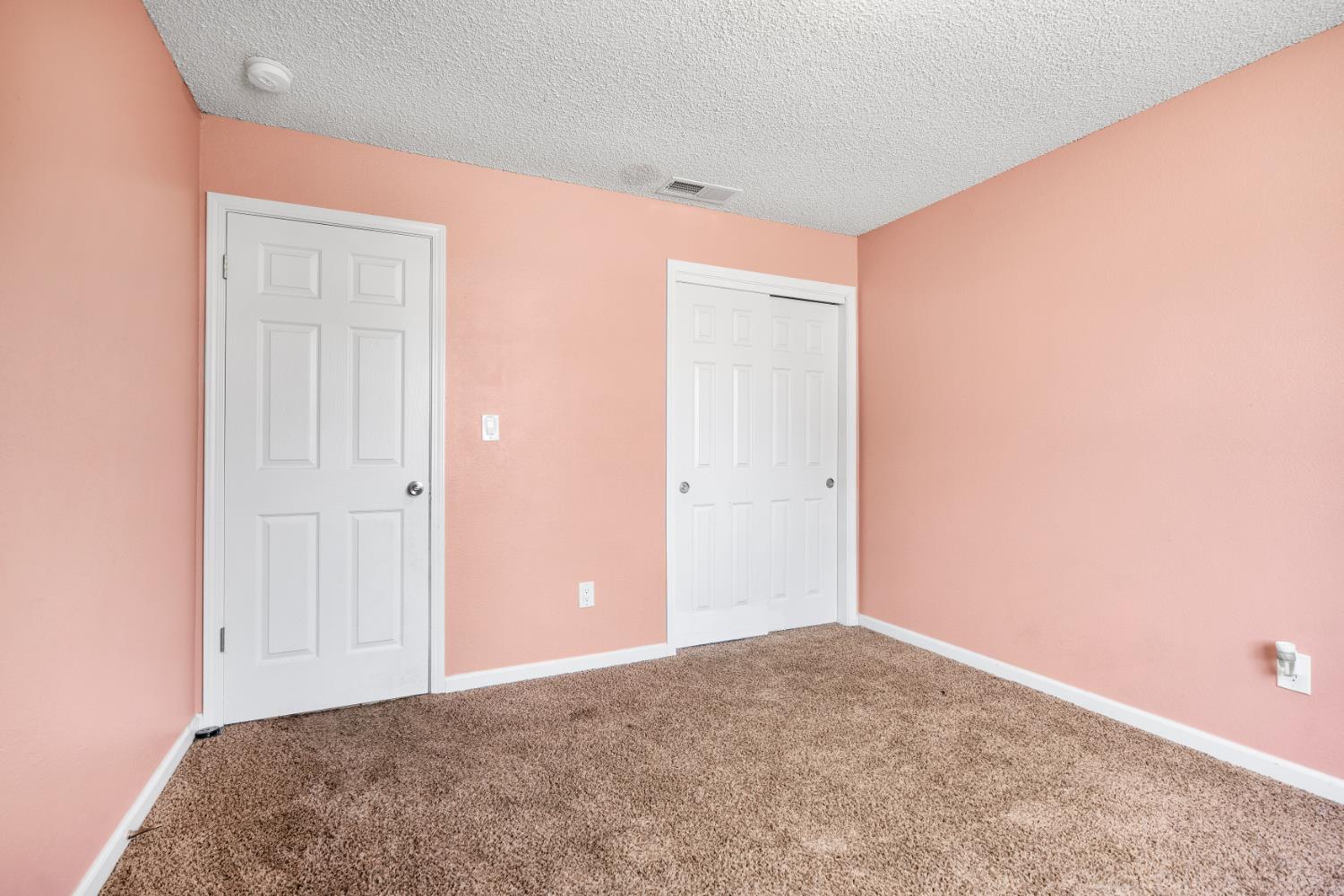 4067 E Butler Ave, Fresno, CA 93702