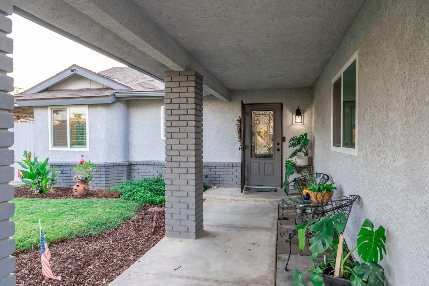 3684 Phillip Ave, Clovis, CA 93612
