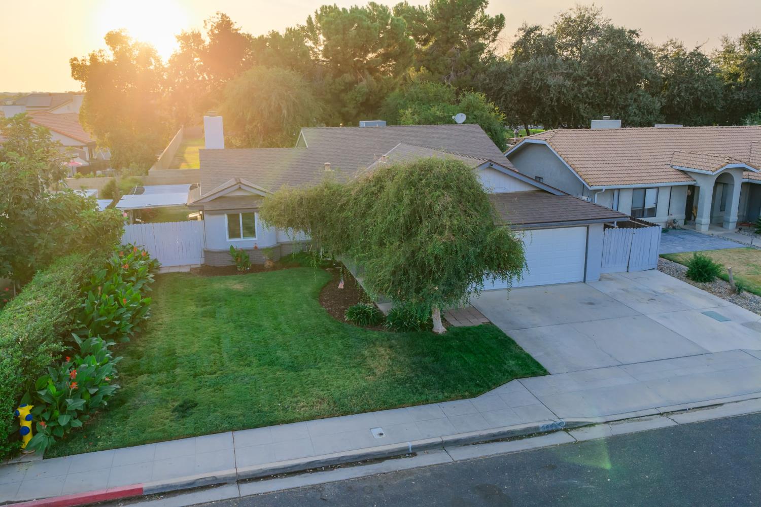3684 Phillip Ave, Clovis, CA 93612