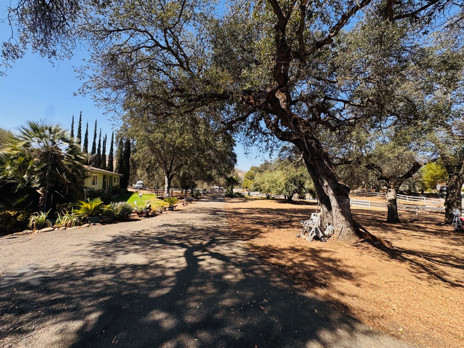 16221 Mustang Dr, Springville, CA 93265