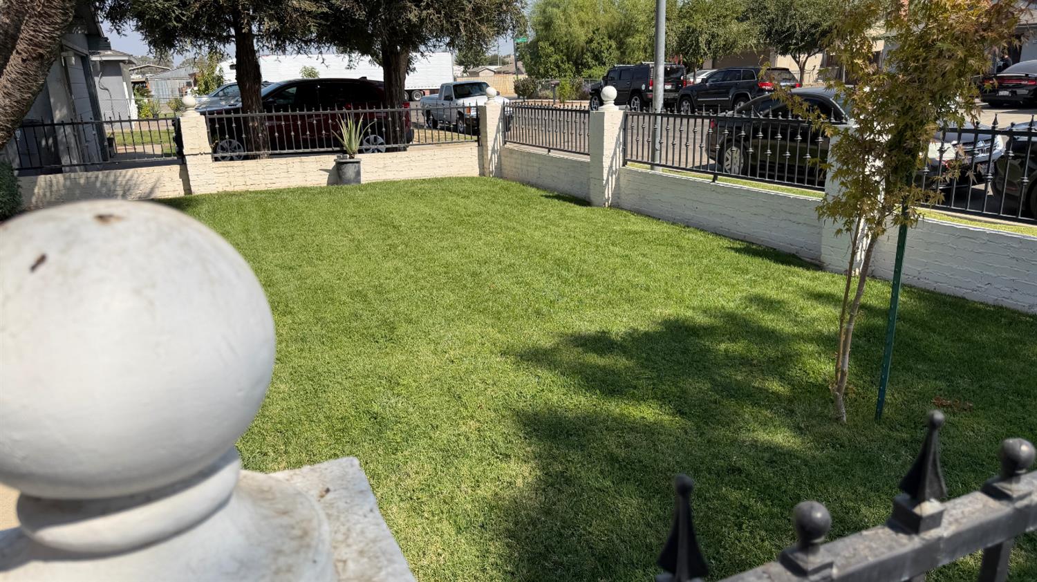 2310 S Meridian Ave, Fresno, CA 93725