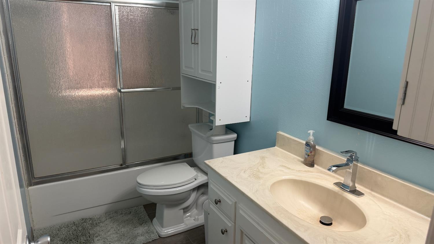 2310 S Meridian Ave, Fresno, CA 93725