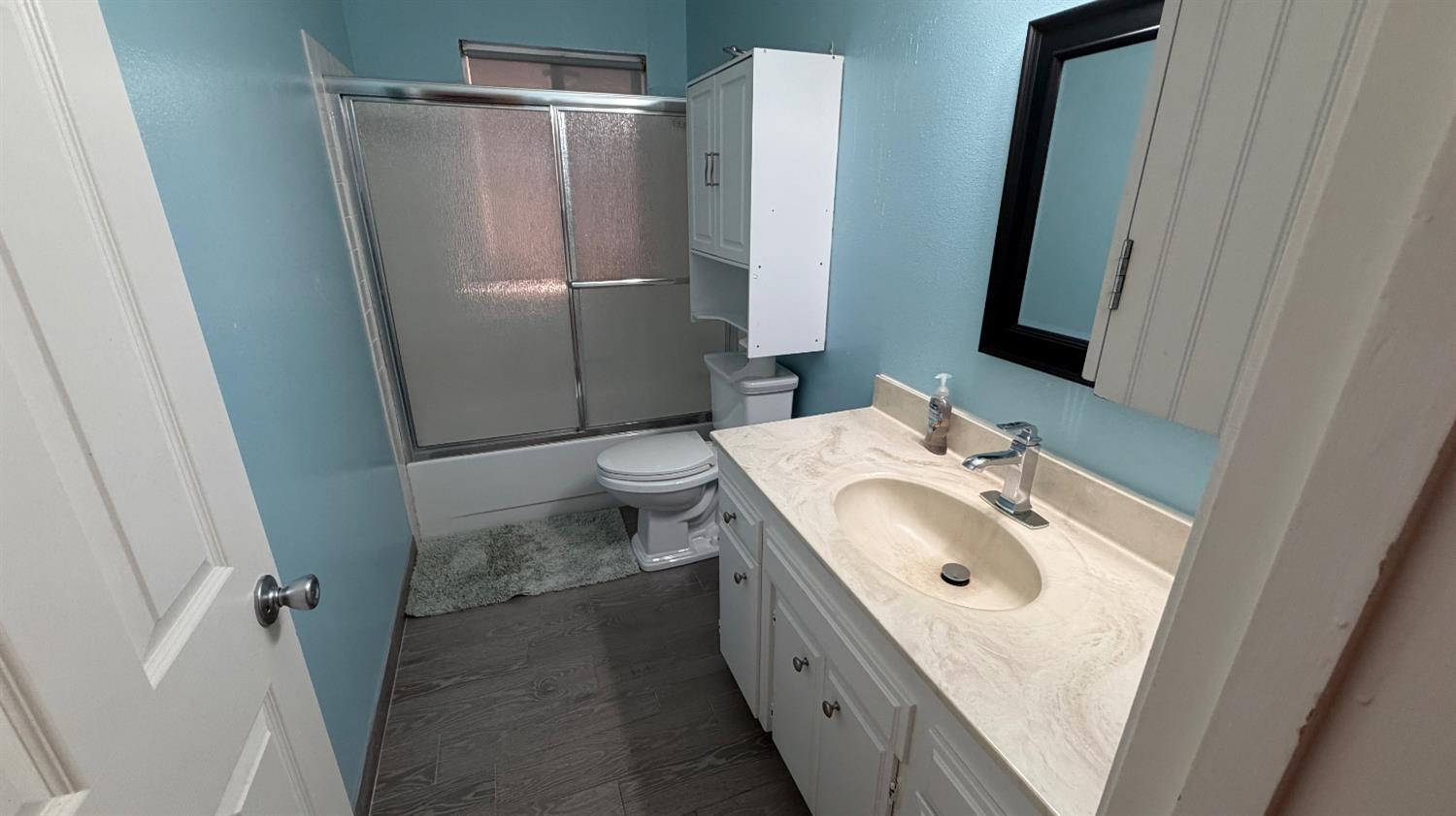 2310 S Meridian Ave, Fresno, CA 93725