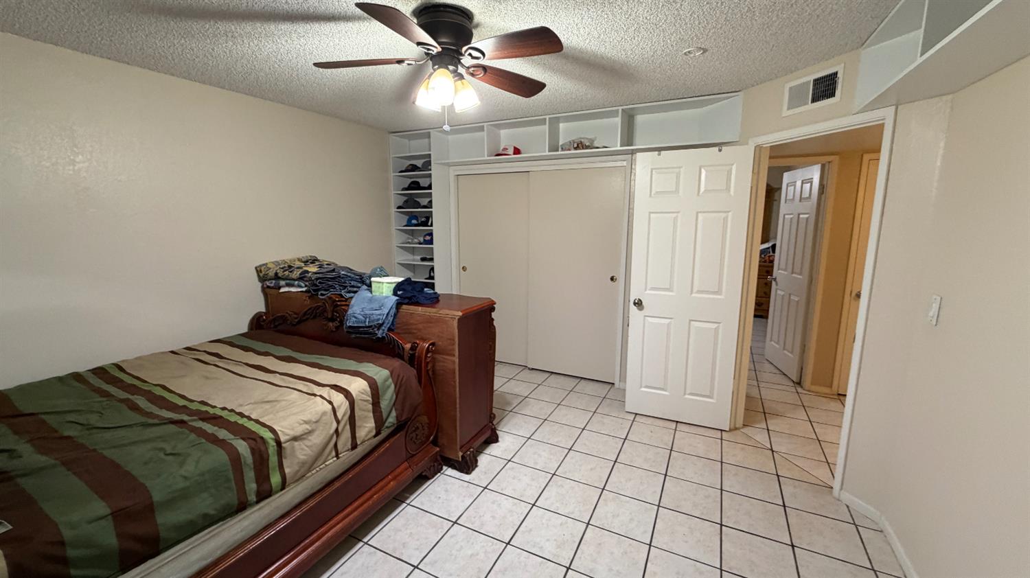 2310 S Meridian Ave, Fresno, CA 93725