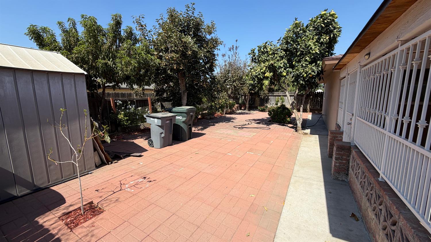 2310 S Meridian Ave, Fresno, CA 93725