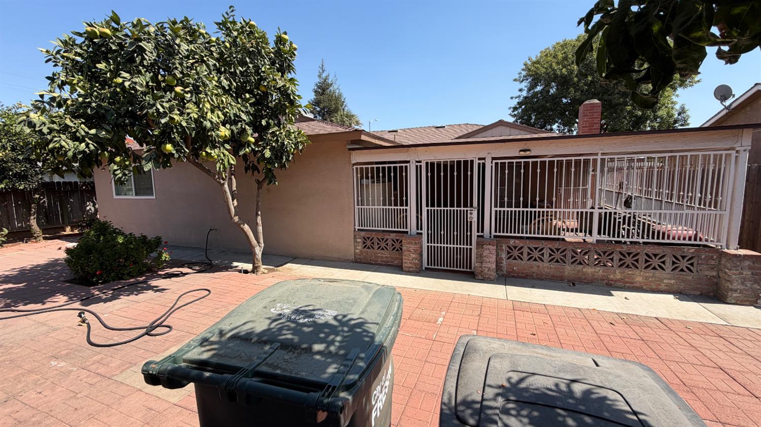 2310 S Meridian Ave, Fresno, CA 93725