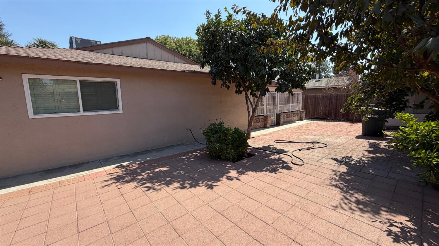 2310 S Meridian Ave, Fresno, CA 93725