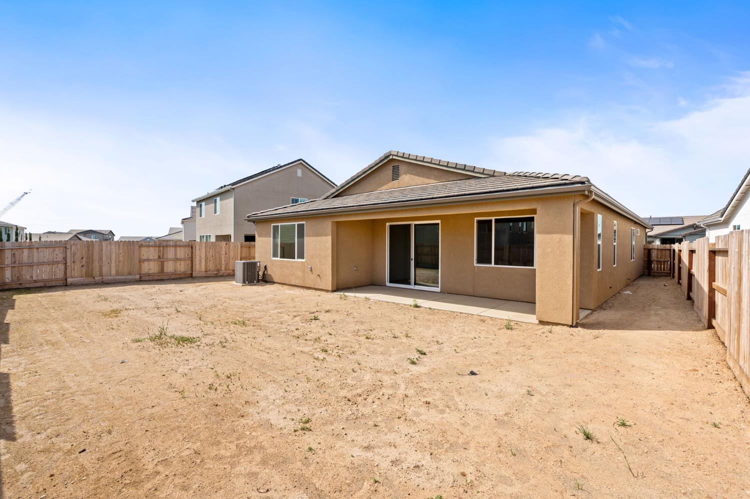 1237 Cathedral Ct S, Madera, CA 93636