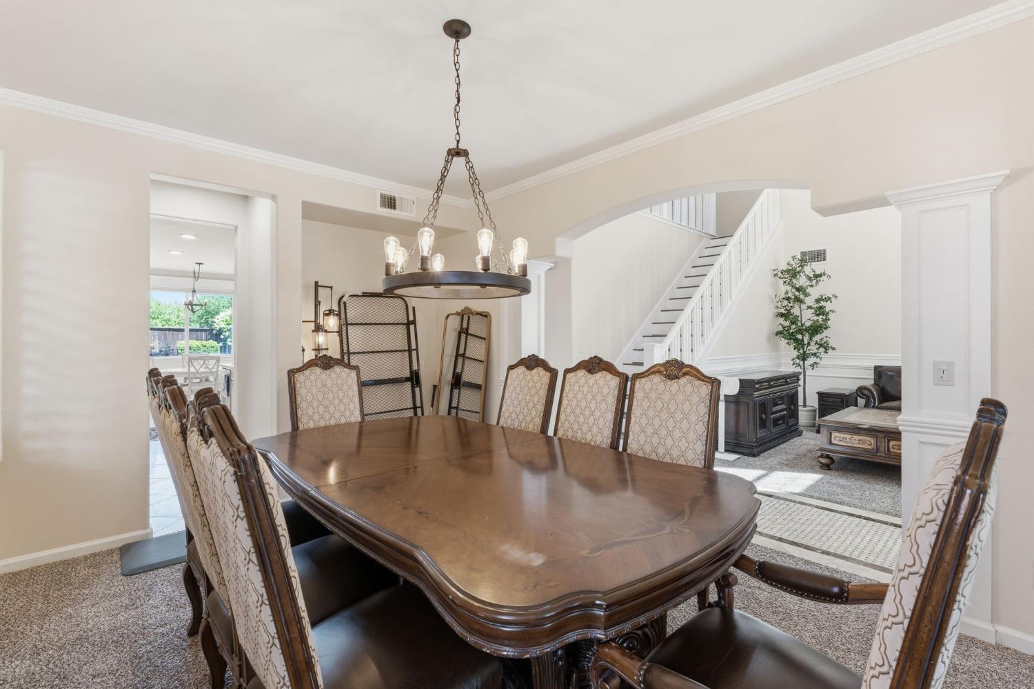 11092 E Le Conte Pass Ct, Clovis, CA 93619