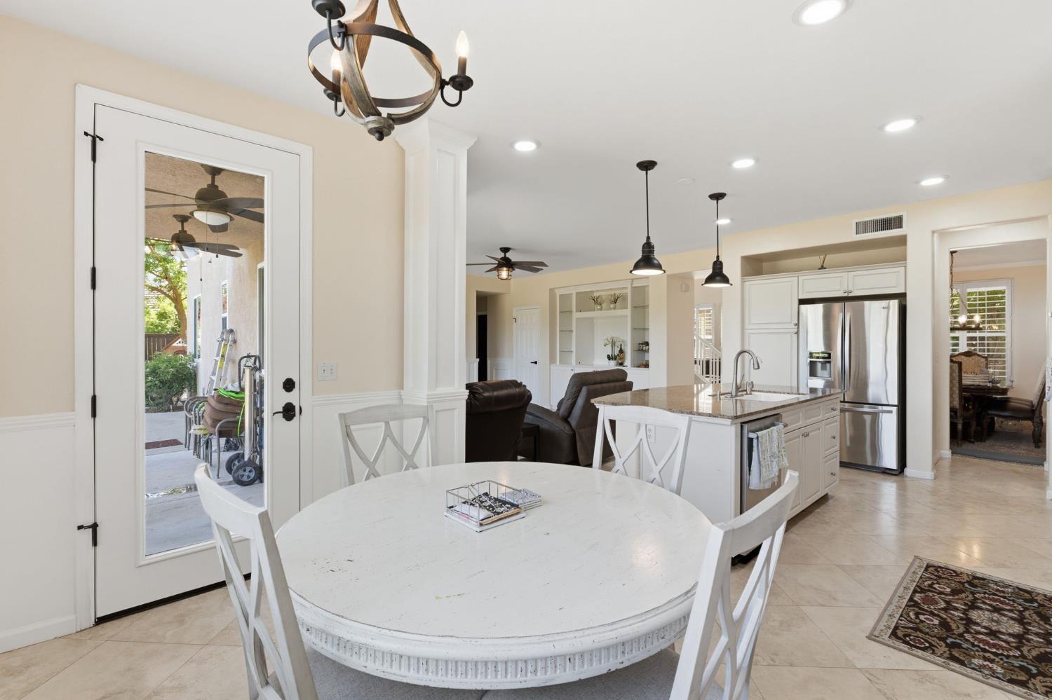 11092 E Le Conte Pass Ct, Clovis, CA 93619