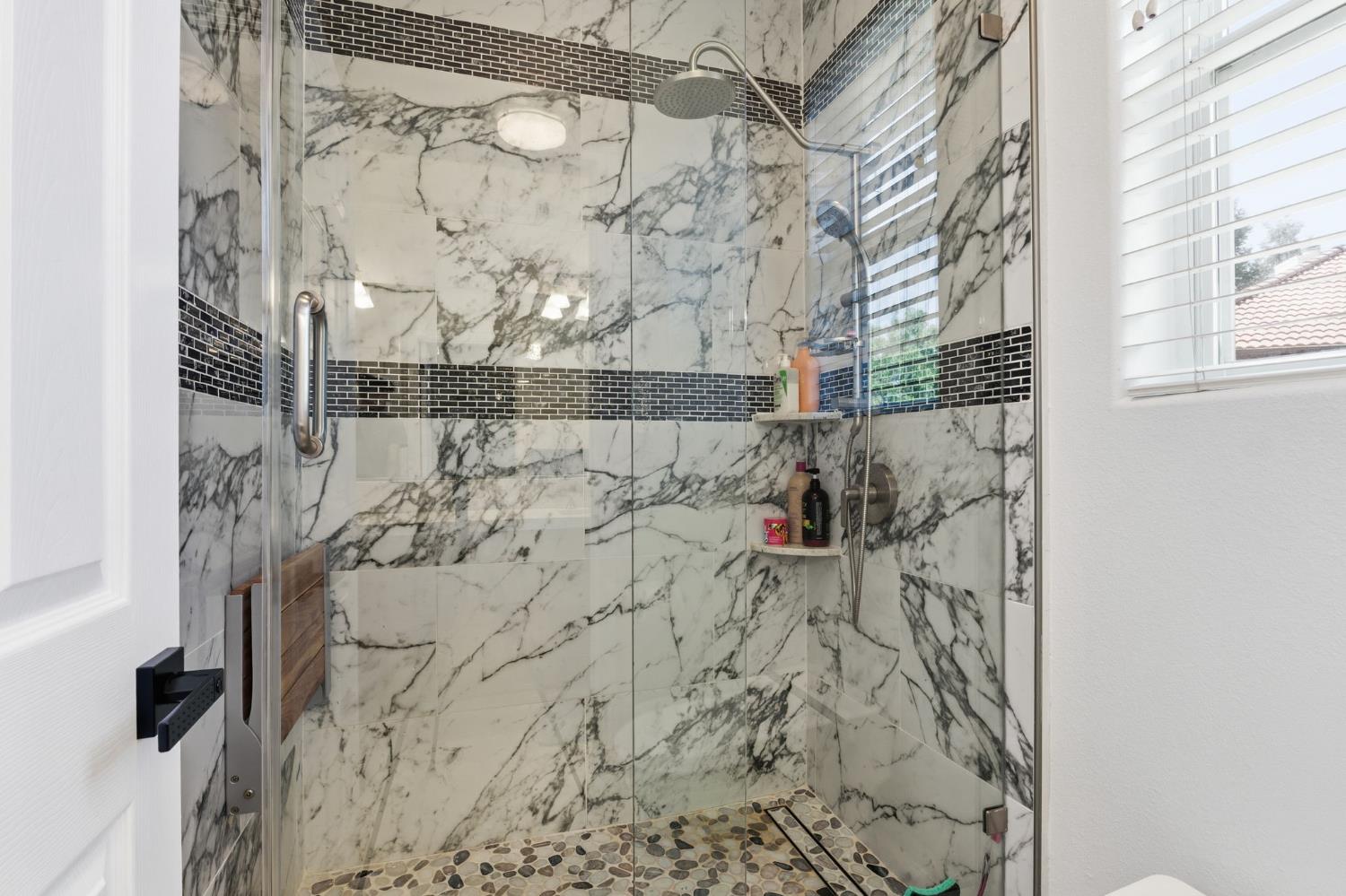 11092 E Le Conte Pass Ct, Clovis, CA 93619