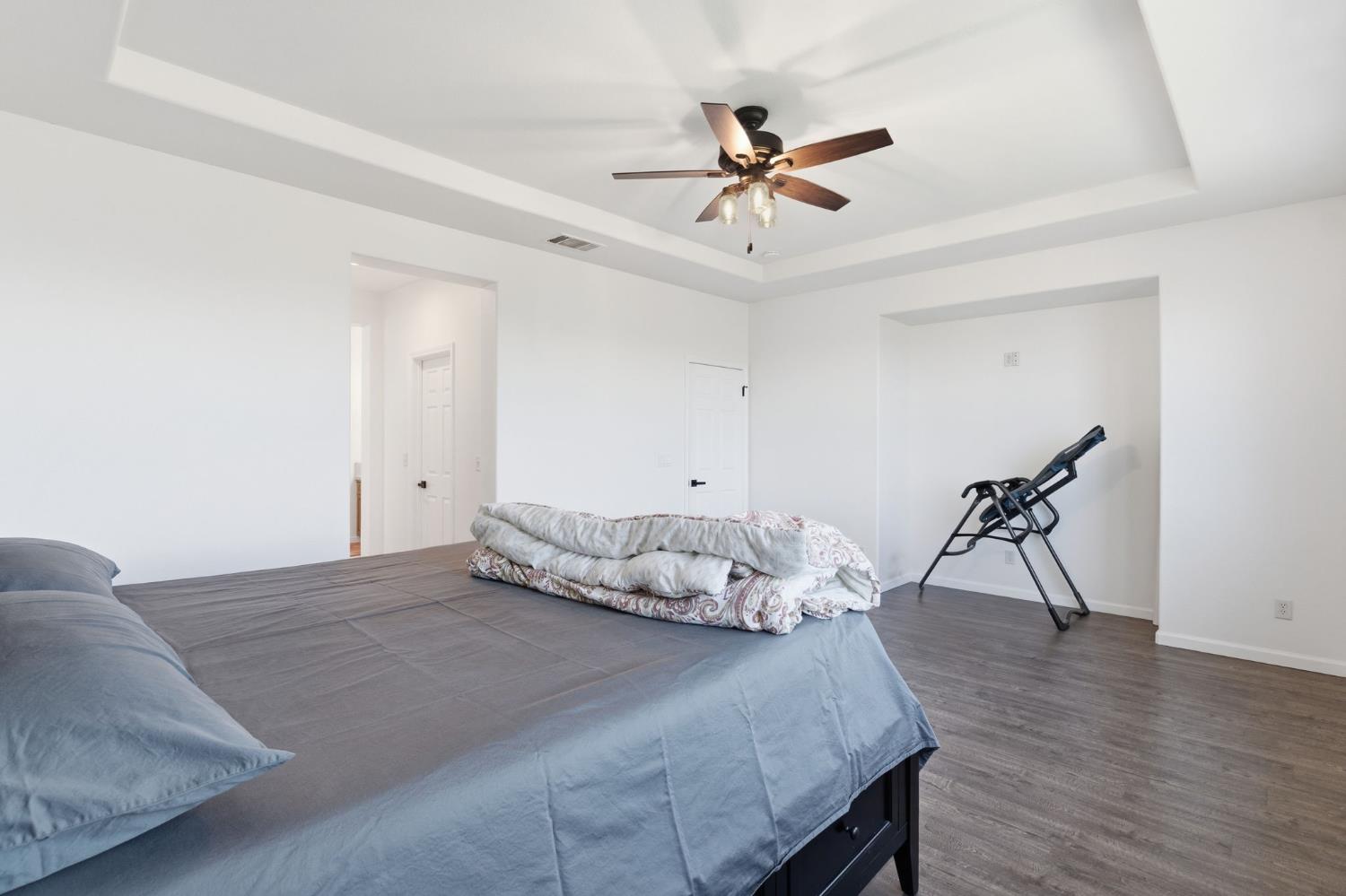 11092 E Le Conte Pass Ct, Clovis, CA 93619