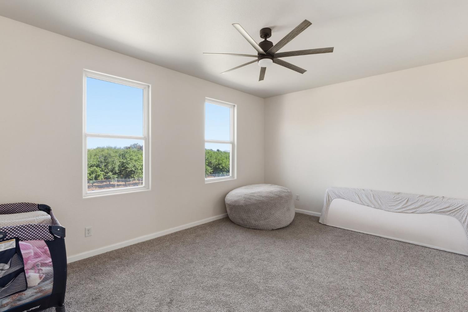 11092 E Le Conte Pass Ct, Clovis, CA 93619