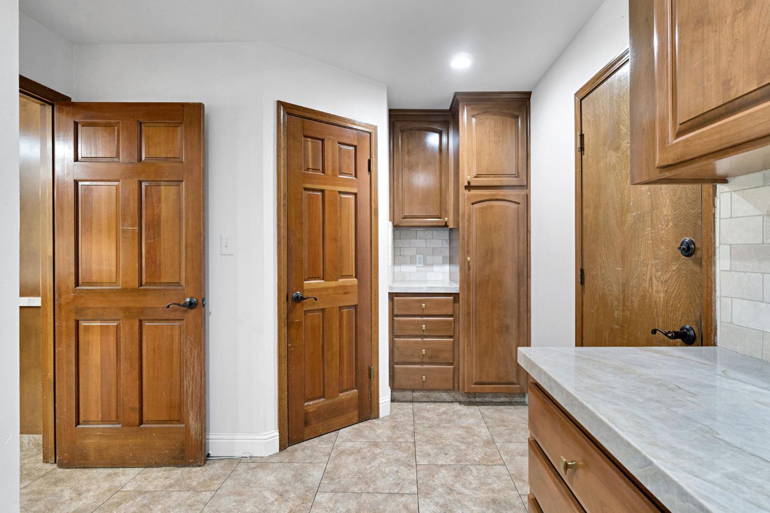 1721 W Wrenwood Ave, Fresno, CA 93711