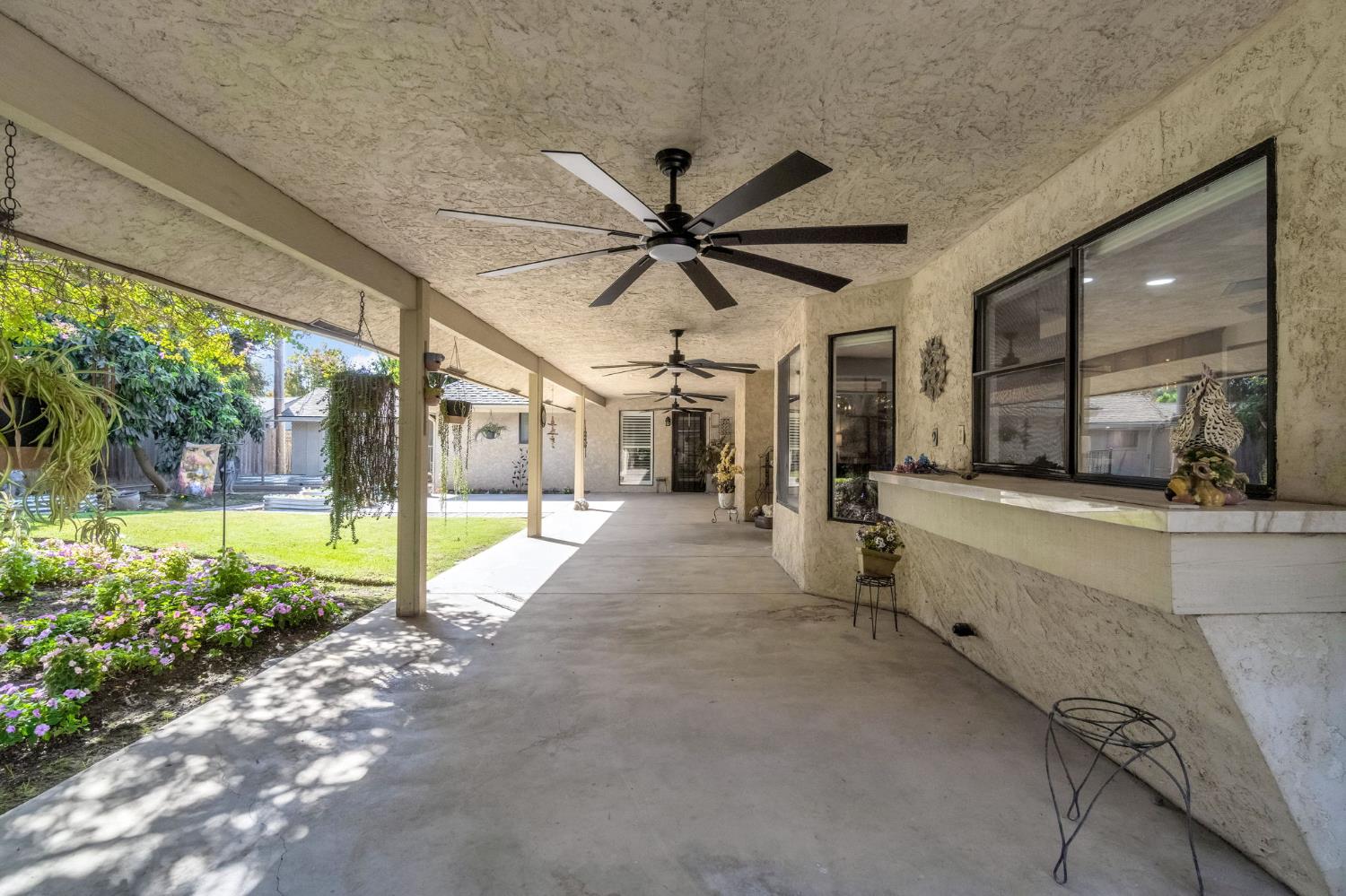1721 W Wrenwood Ave, Fresno, CA 93711