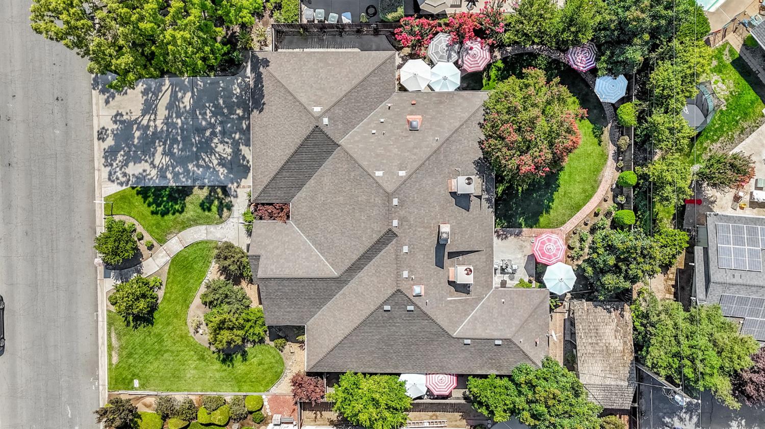 1721 W Wrenwood Ave, Fresno, CA 93711