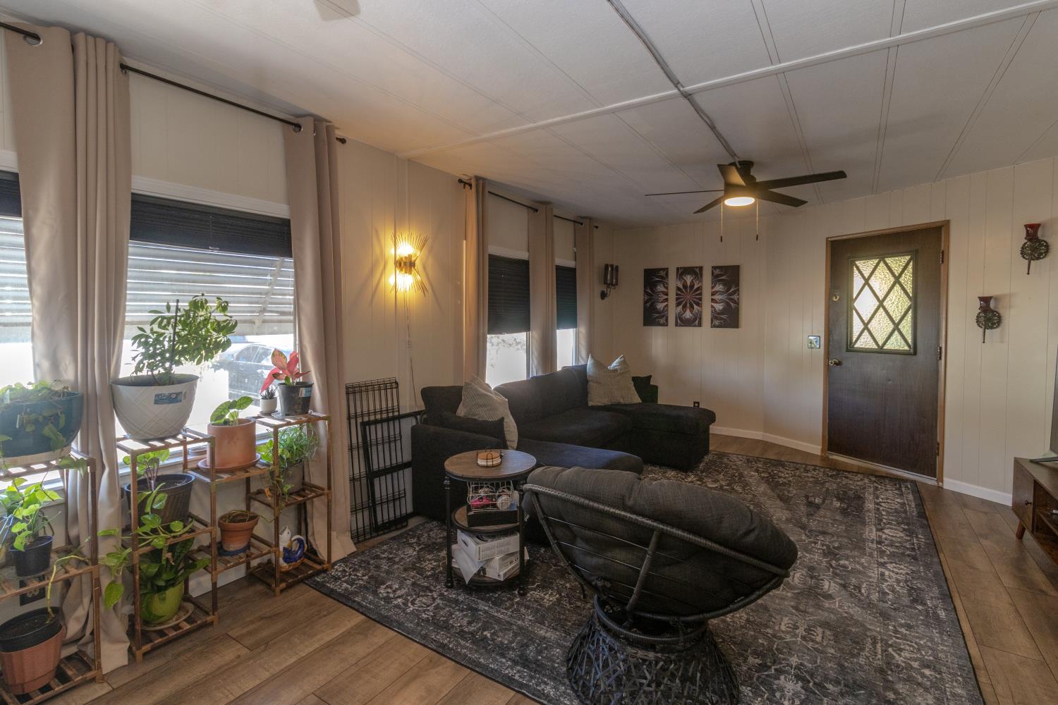 3550 N Duke Ave #122, Fresno, CA 93727