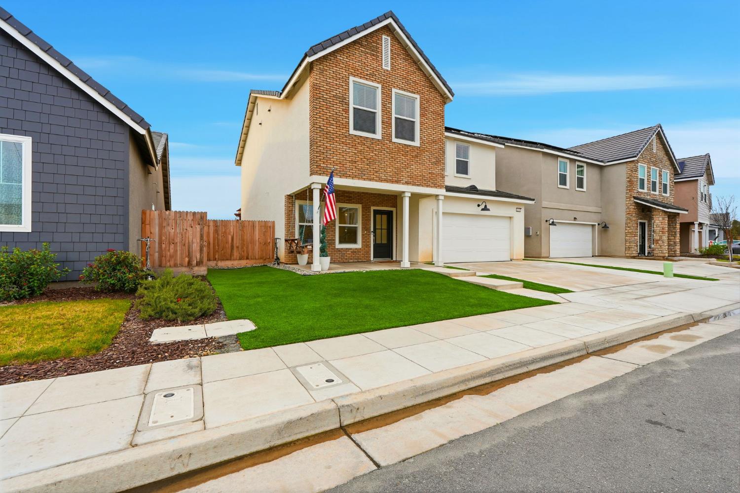 4449 N Phoenix Ave, Fresno, CA 93723