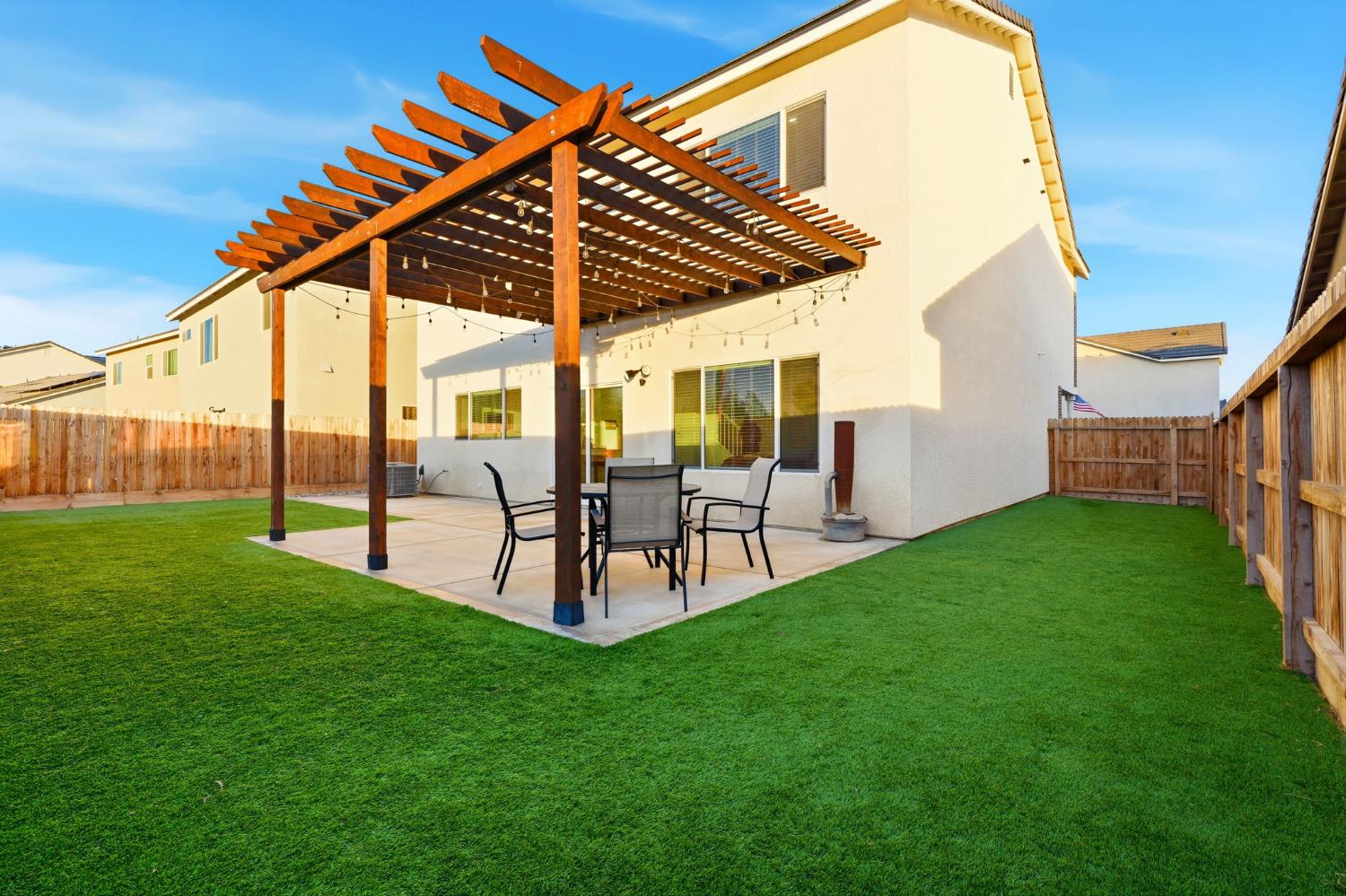 4449 N Phoenix Ave, Fresno, CA 93723