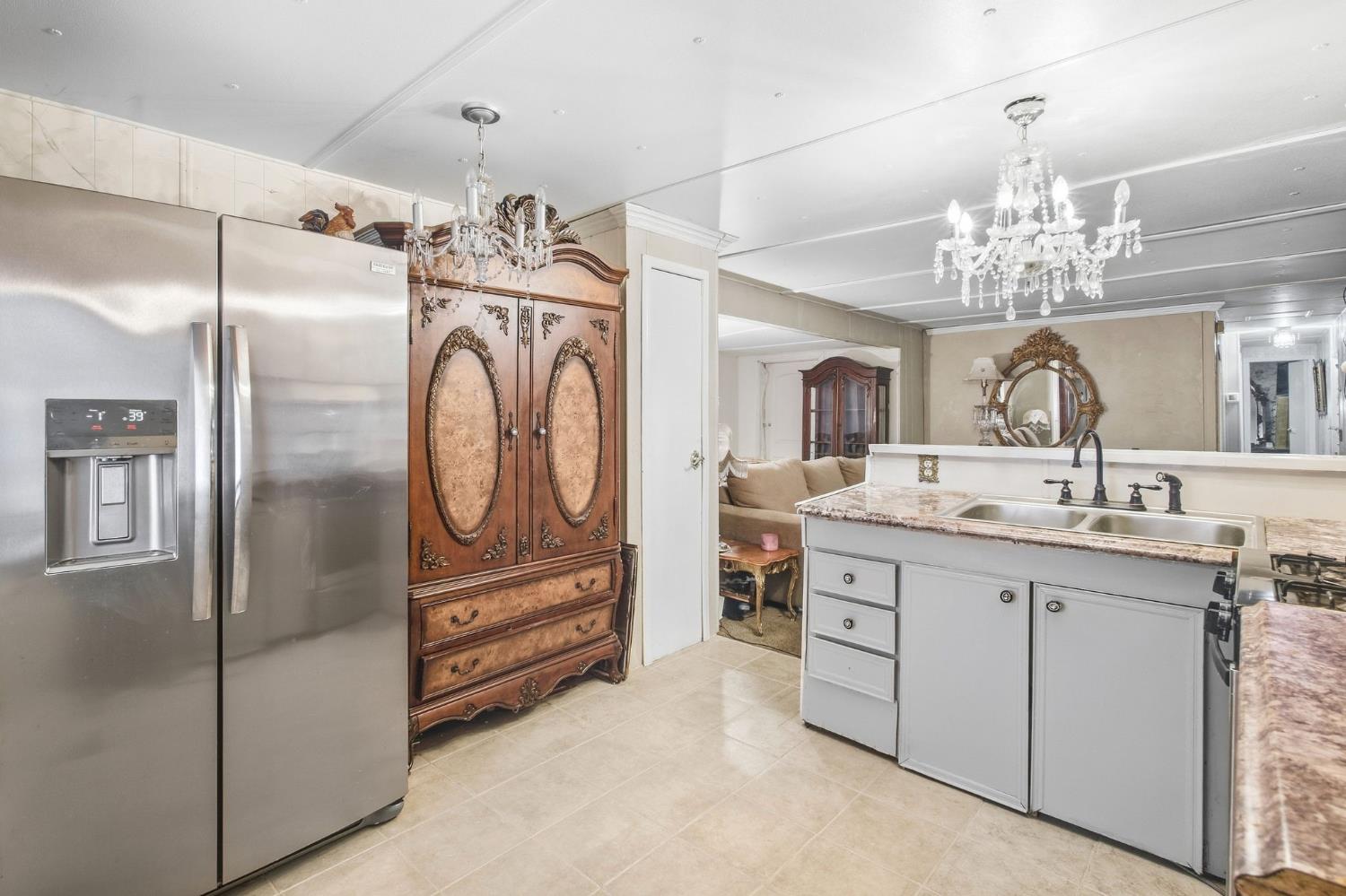 221 W Herndon Ave #57, Pinedale, CA 93650