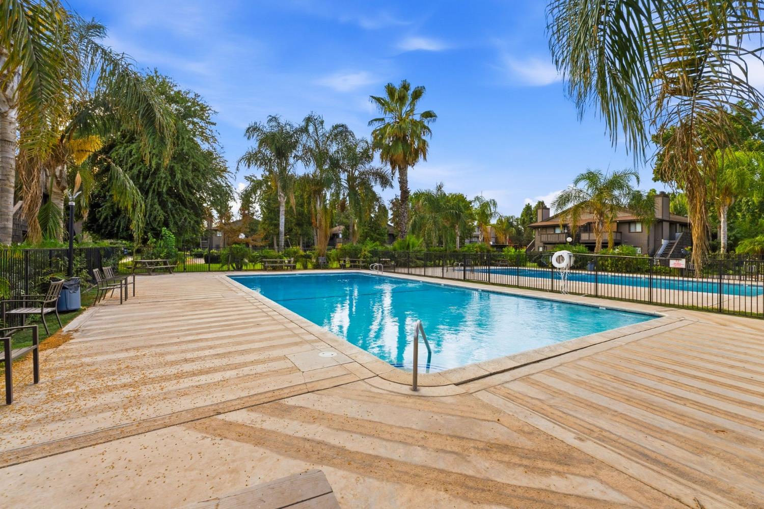 1190 S Winery Ave #222, Fresno, CA 93727