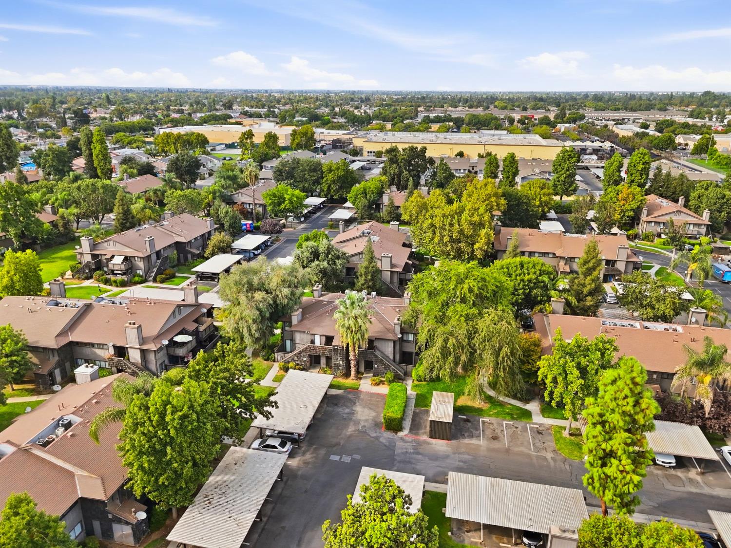 1190 S Winery Ave #222, Fresno, CA 93727