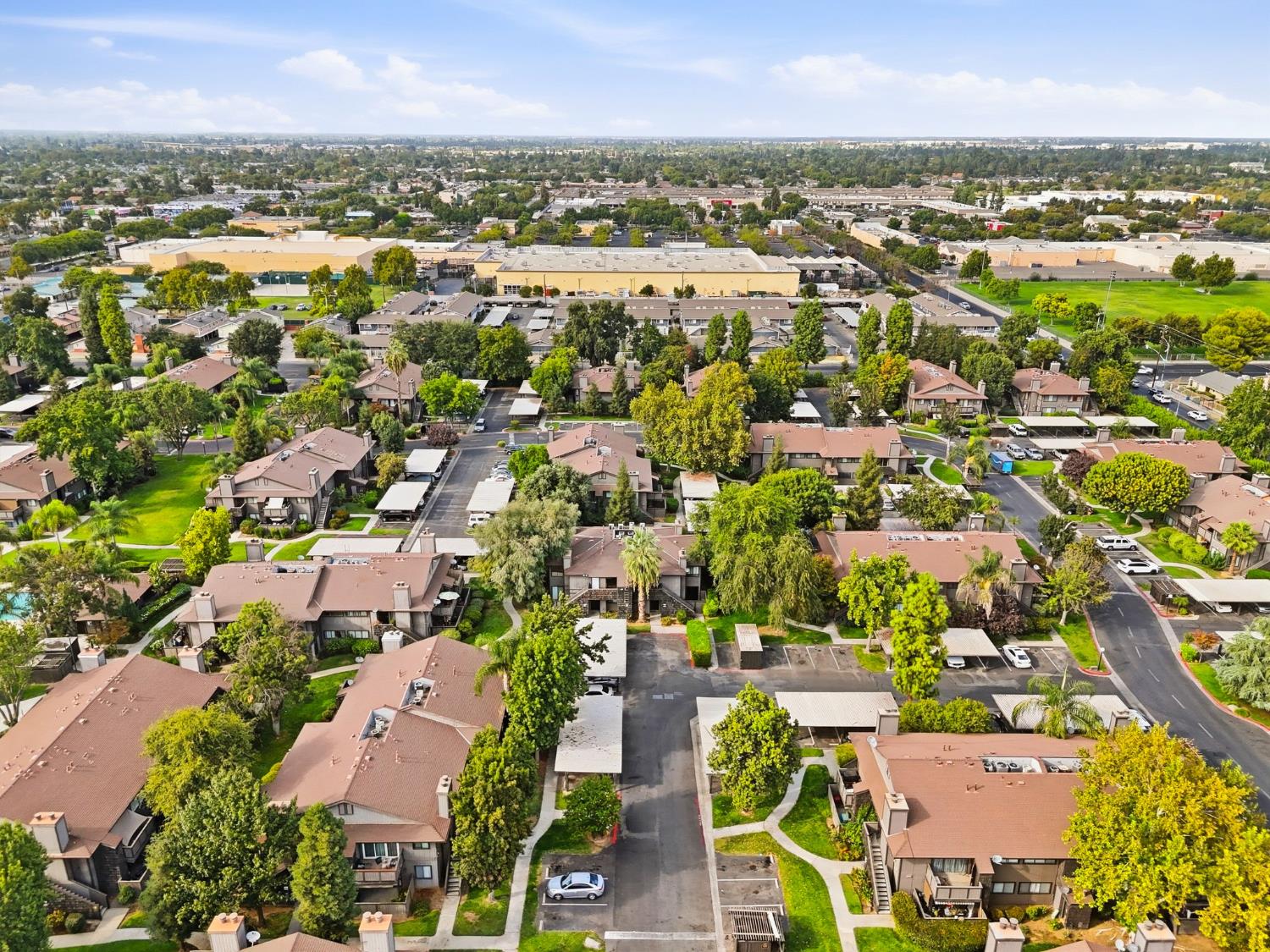1190 S Winery Ave #222, Fresno, CA 93727