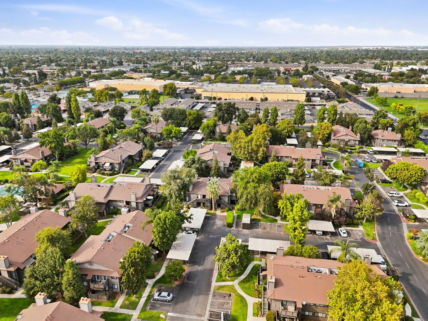 1190 S Winery Ave #222, Fresno, CA 93727