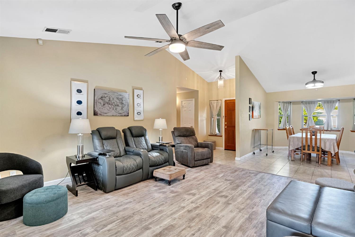 6426 N Fruit Ave, Fresno, CA 93711