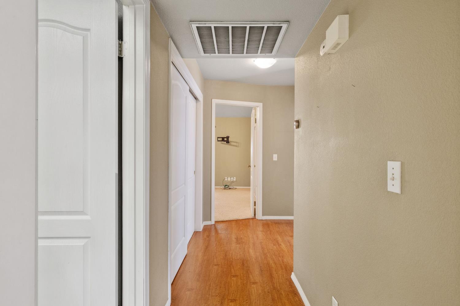 165 Crown Ln, Madera, CA 93637