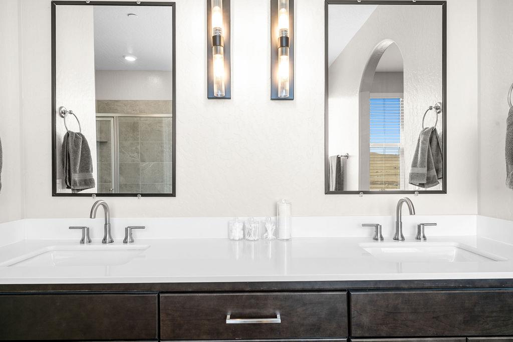 19733 Desert Willow Ln, Friant, CA 93626