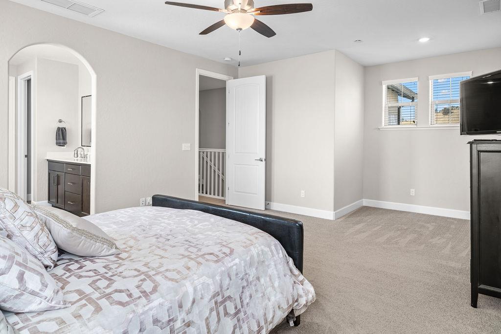 19733 Desert Willow Ln, Friant, CA 93626