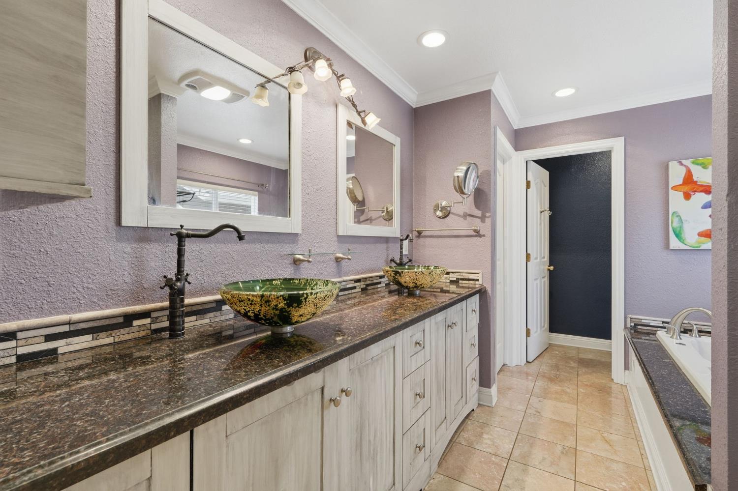 4029 E Meadow, Visalia, CA 93292