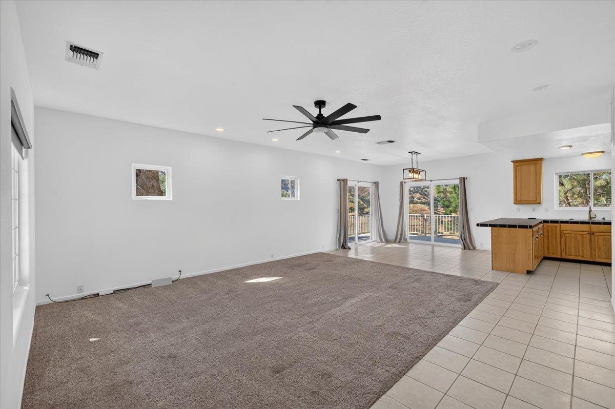 28596 Sky Harbour Rd, Friant, CA 93626