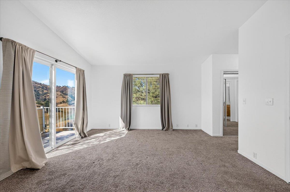 28596 Sky Harbour Rd, Friant, CA 93626