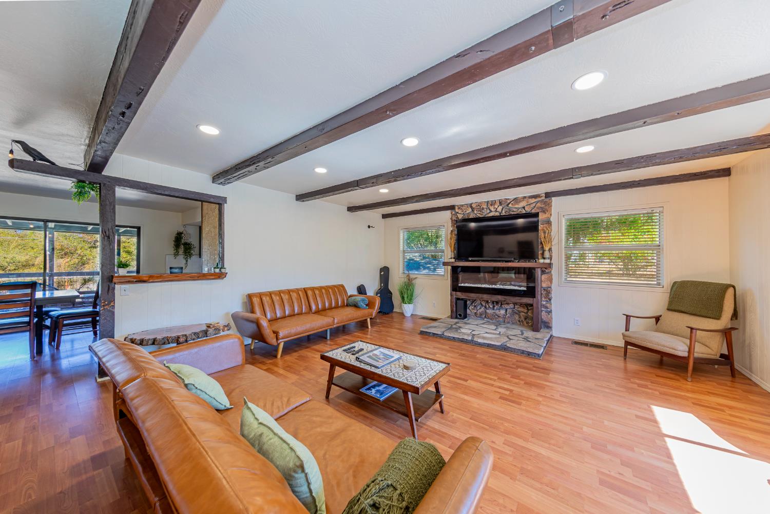 41133 41129 Highway 49, Oakhurst, CA 93644