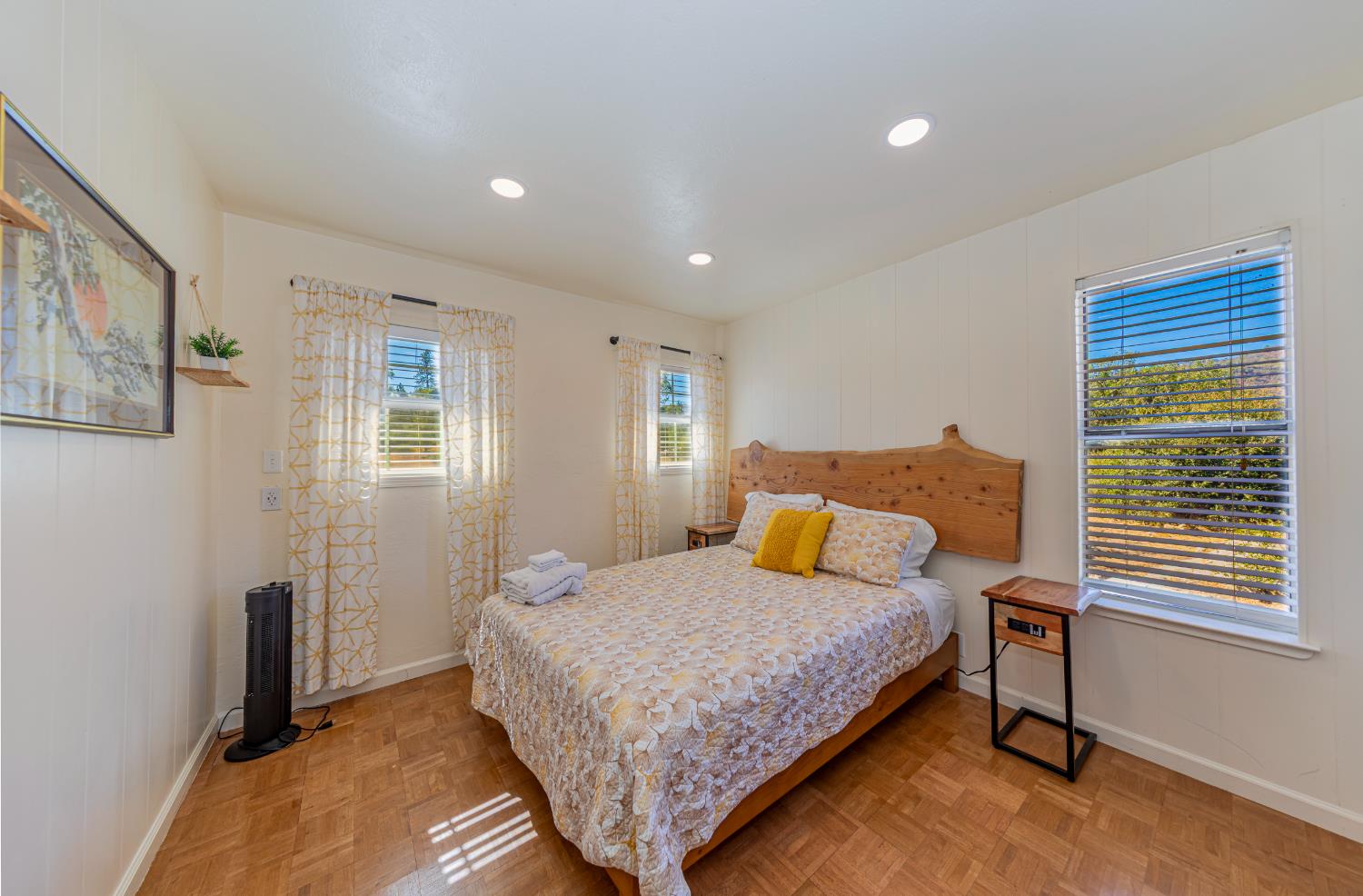 41133 41129 Highway 49, Oakhurst, CA 93644