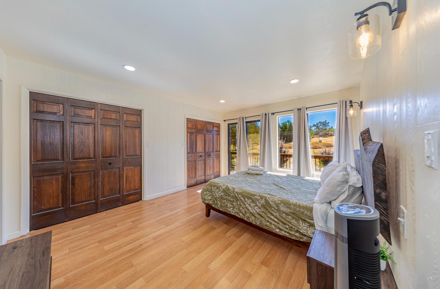 41133 41129 Highway 49, Oakhurst, CA 93644