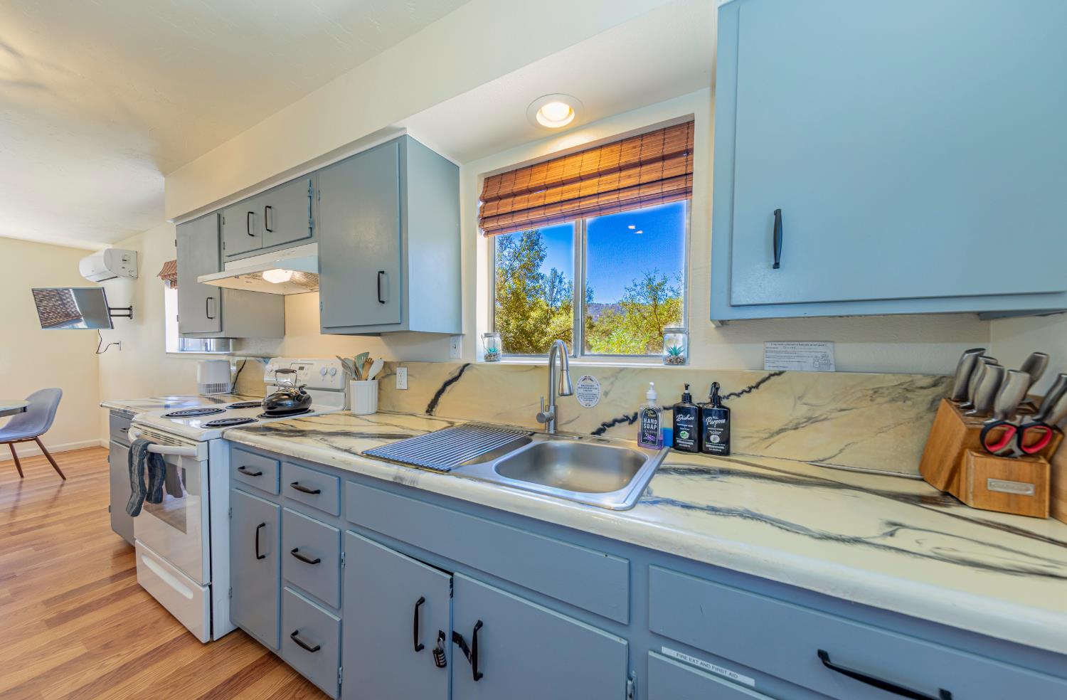 41133 41129 Highway 49, Oakhurst, CA 93644