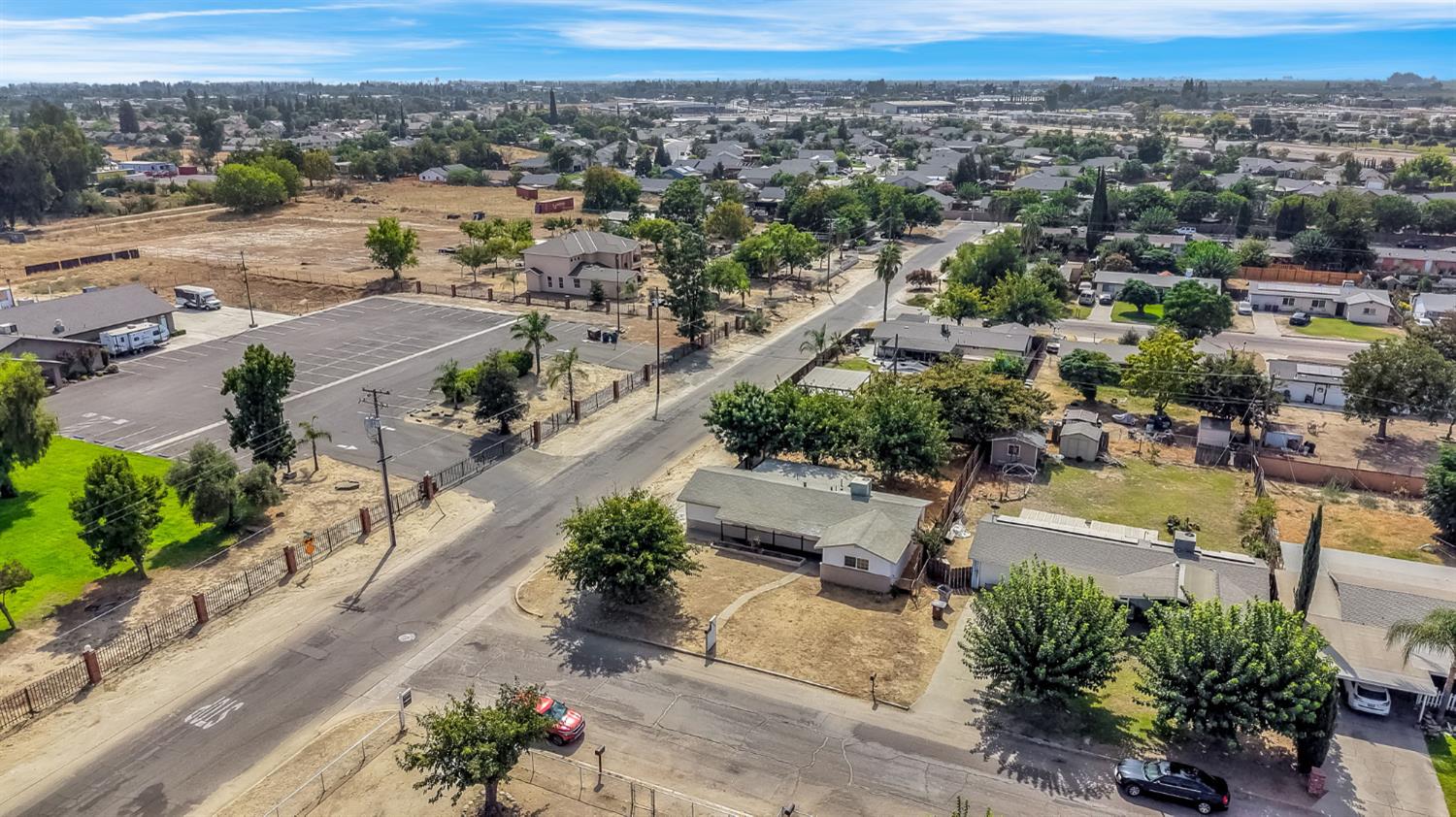 8753 E Ostler St, Selma, CA 93662