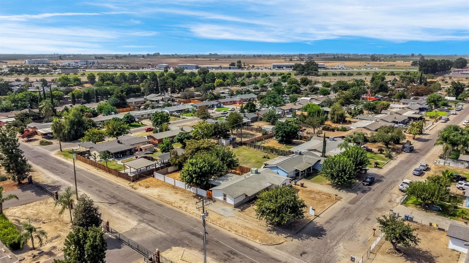 8753 E Ostler St, Selma, CA 93662