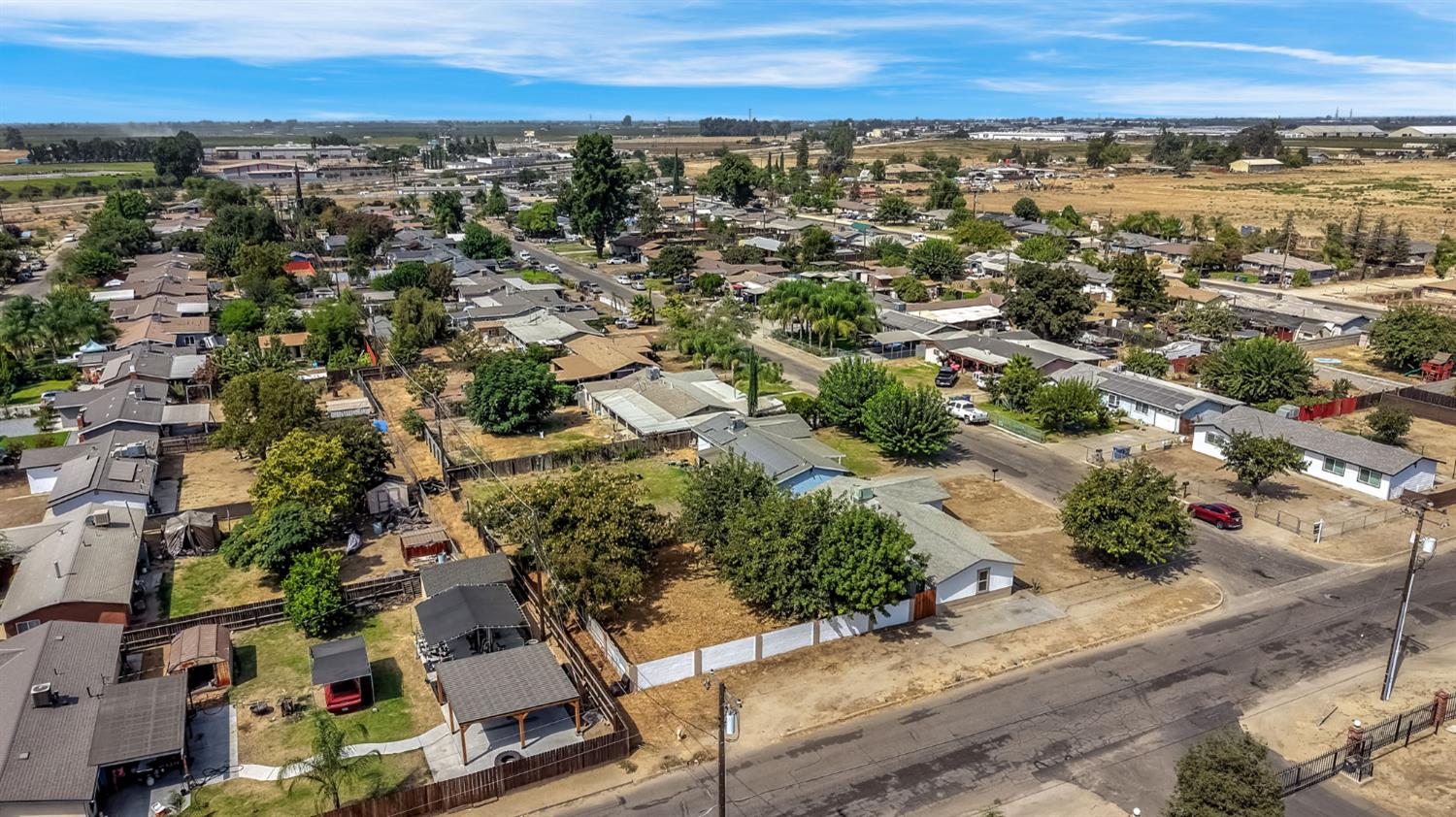 8753 E Ostler St, Selma, CA 93662